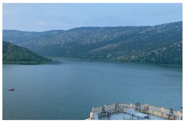 Jaisamand lake Tour Package
