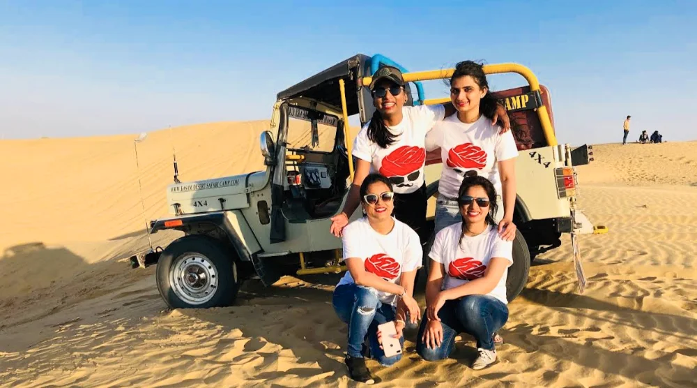 Jeep Safari Sam Sand Duens